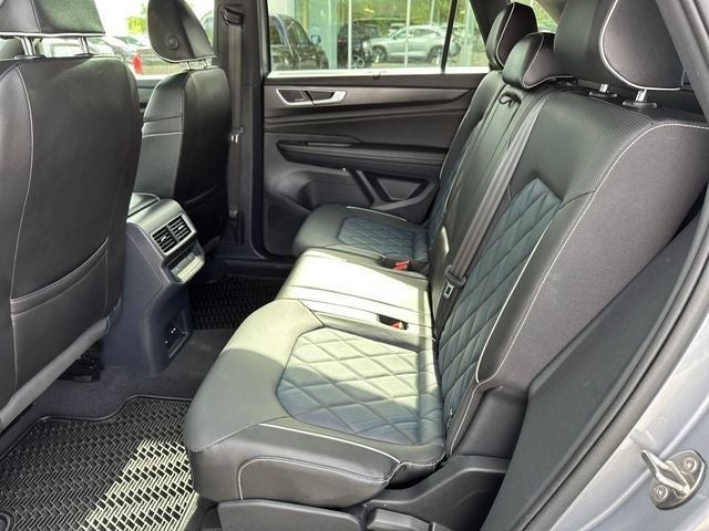 2024 Volkswagen Atlas Cross Sport 2.0T SEL Premium R-Line
