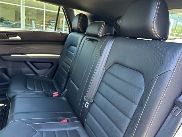 2023 Volkswagen Atlas Cross Sport 3.6L V6 SEL Premium R-Line