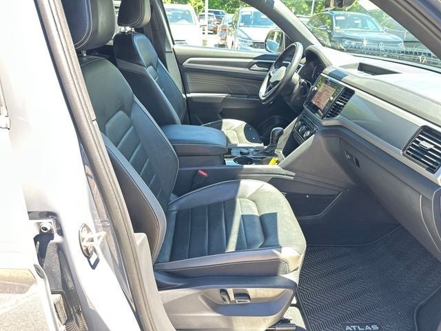 2023 Volkswagen Atlas Cross Sport 3.6L V6 SEL Premium R-Line