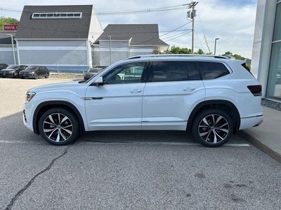 2026 Volkswagen Atlas 2.0T SEL Premium R-Line