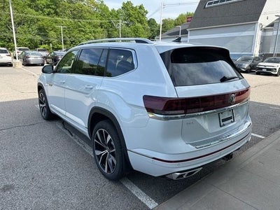 2026 Volkswagen Atlas 2.0T SEL Premium R-Line