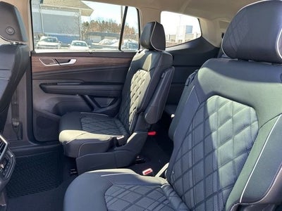 2026 Volkswagen Atlas 2.0T SEL Premium R-Line