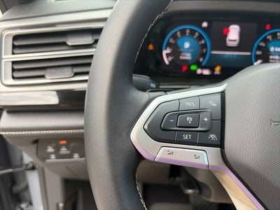 2026 Volkswagen Atlas Cross Sport 2.0T SE w/Technology