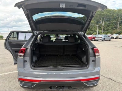 2026 Volkswagen Atlas Cross Sport 2.0T SE w/Technology