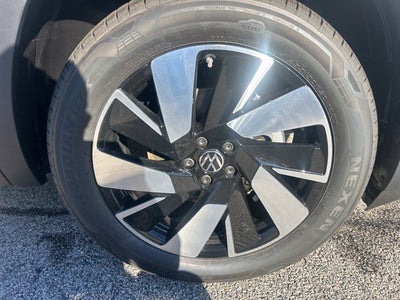 2026 Volkswagen Atlas Cross Sport SE w/Technology
