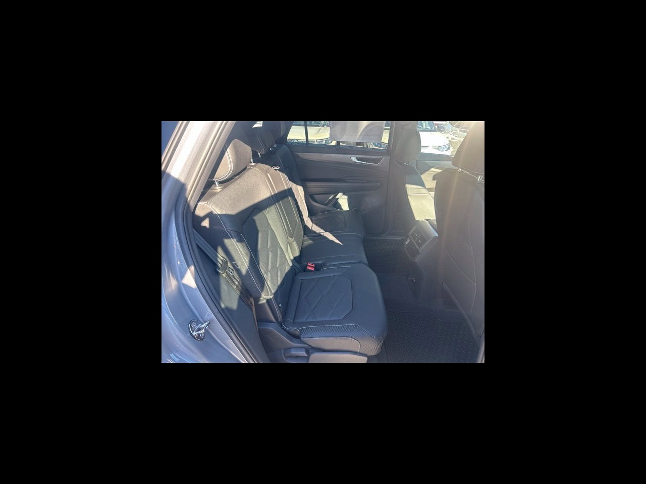 2026 Volkswagen Atlas Cross Sport SE w/Technology