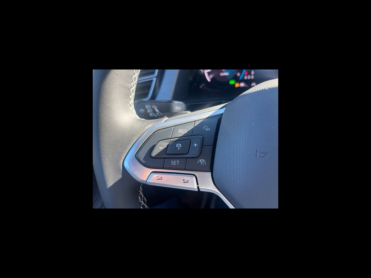 2026 Volkswagen Atlas Cross Sport SE w/Technology