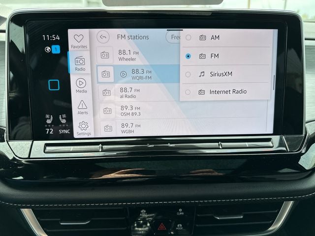 2024 Volkswagen Atlas Cross Sport 2.0T SE w/Technology