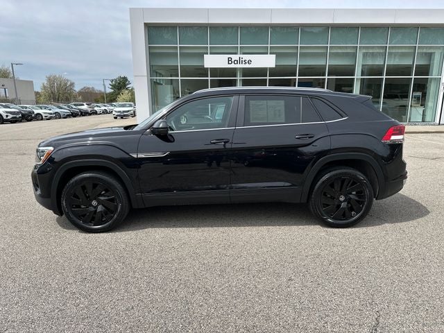 2024 Volkswagen Atlas Cross Sport 2.0T SE w/Technology