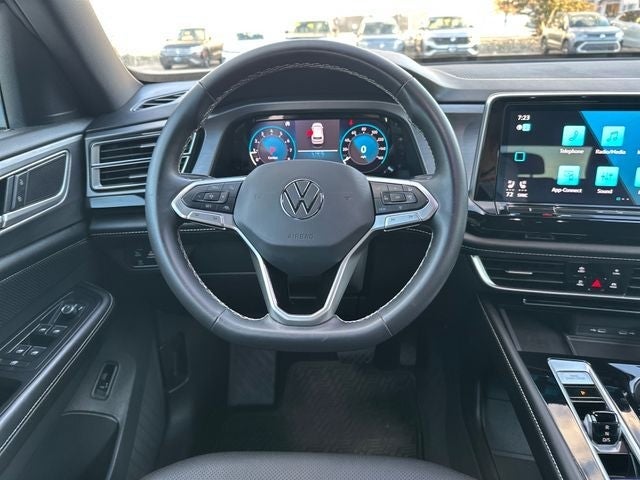 2024 Volkswagen Atlas Cross Sport 2.0T SE w/Technology