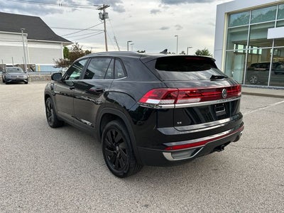 2024 Volkswagen Atlas Cross Sport 2.0T SE w/Technology