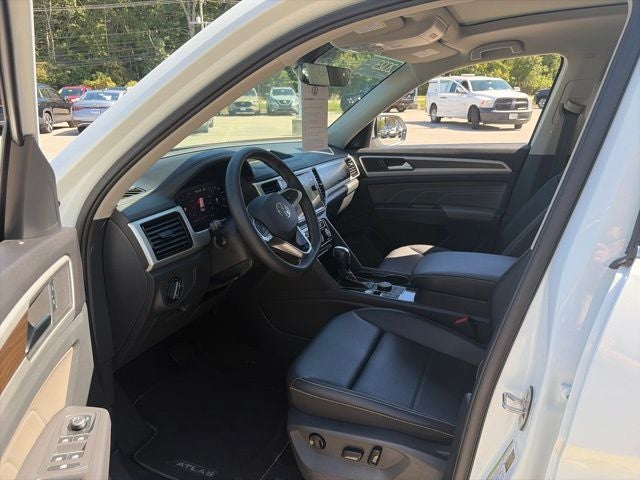 2023 Volkswagen Atlas 2.0T SE w/Technology