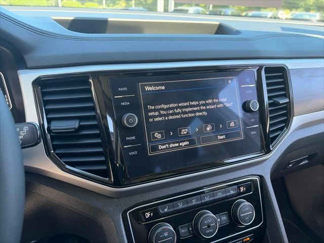 2023 Volkswagen Atlas 2.0T SE w/Technology