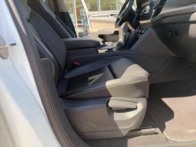 2023 Volkswagen Atlas 2.0T SE w/Technology