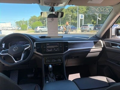 2023 Volkswagen Atlas 2.0T SE w/Technology