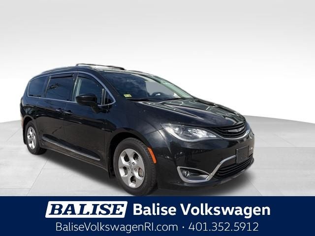 2018 Chrysler Pacifica Hybrid Touring L