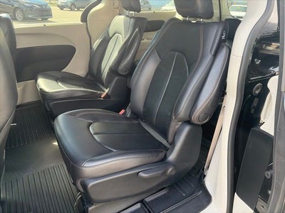 2018 Chrysler Pacifica Hybrid Touring L