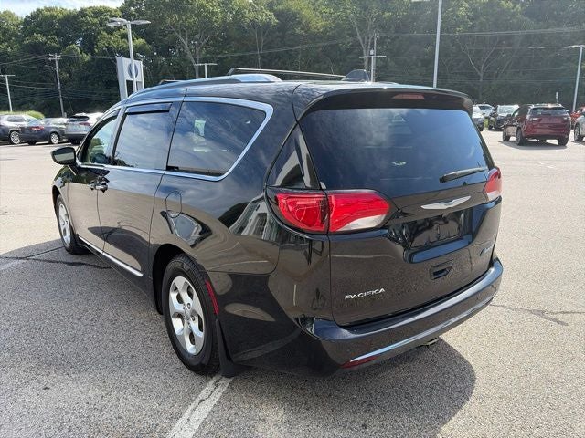 2018 Chrysler Pacifica Hybrid Touring L