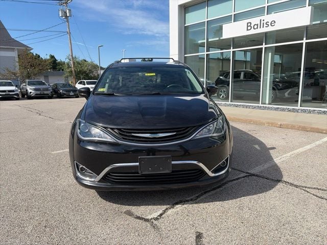 2018 Chrysler Pacifica Hybrid Touring L