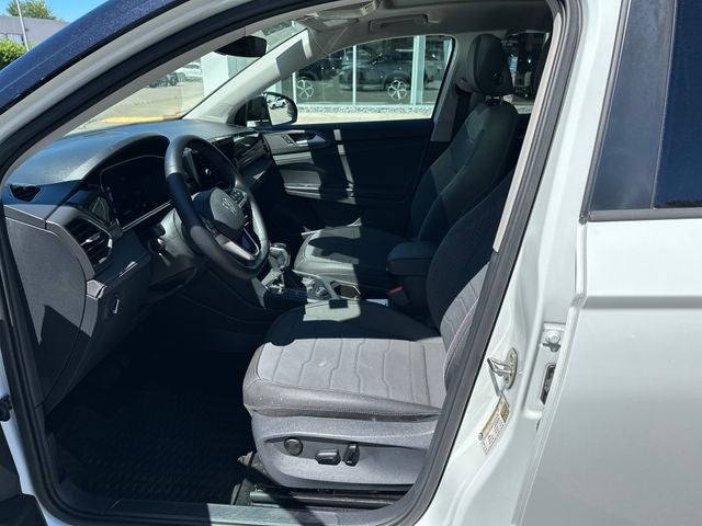2025 Volkswagen Taos 1.5T SE Black
