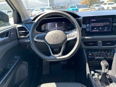 2025 Volkswagen Taos 1.5T SE Black