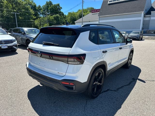 2025 Volkswagen Taos 1.5T SE Black