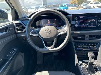 2025 Volkswagen Taos 1.5T SE Black