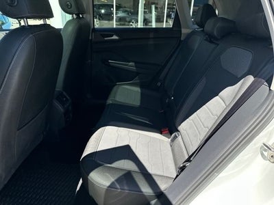 2025 Volkswagen Taos 1.5T SE Black