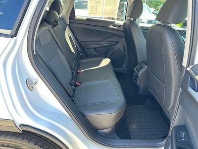 2025 Volkswagen Taos 1.5T SE Black