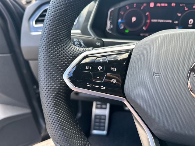 2022 Volkswagen Tiguan 2.0T SEL R-Line