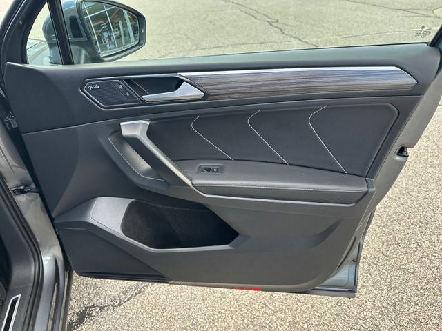 2022 Volkswagen Tiguan 2.0T SEL R-Line