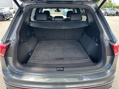 2022 Volkswagen Tiguan 2.0T SEL R-Line