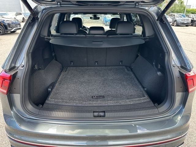 2022 Volkswagen Tiguan 2.0T SEL R-Line