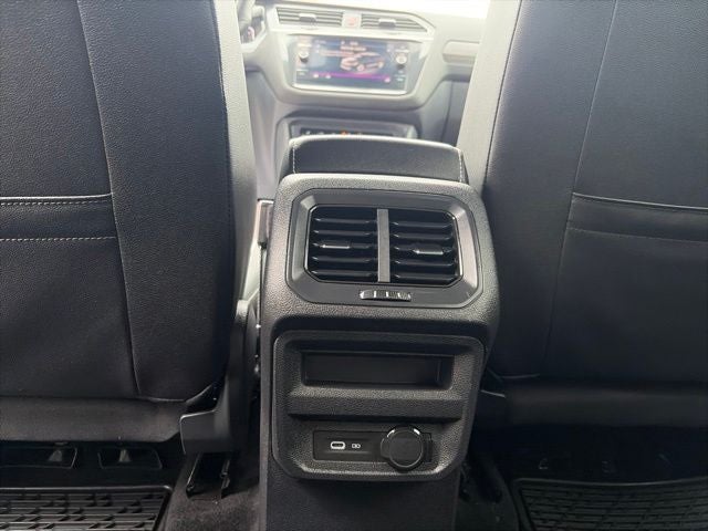 2022 Volkswagen Tiguan 2.0T SEL R-Line