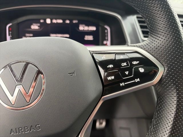 2022 Volkswagen Tiguan 2.0T SEL R-Line