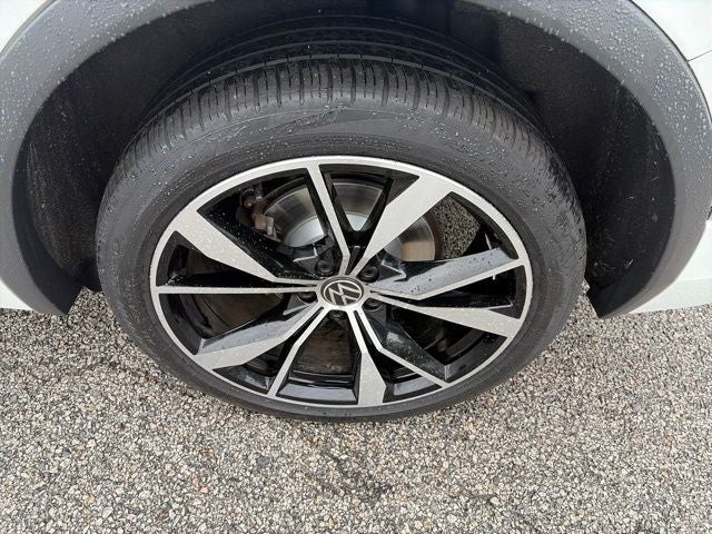 2022 Volkswagen Tiguan 2.0T SEL R-Line