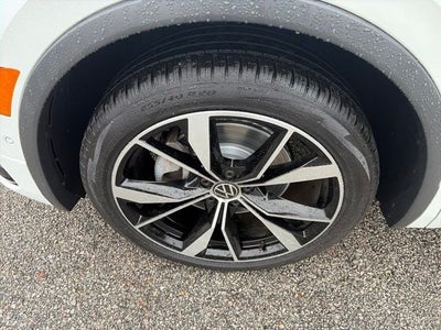 2022 Volkswagen Tiguan 2.0T SEL R-Line
