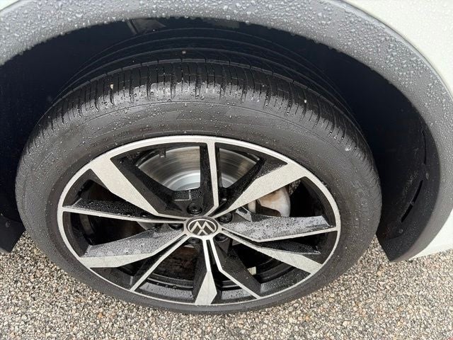 2022 Volkswagen Tiguan 2.0T SEL R-Line