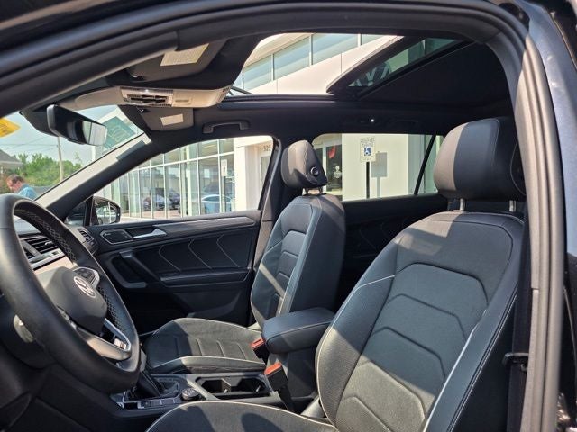 2023 Volkswagen Tiguan 2.0T SEL R-Line
