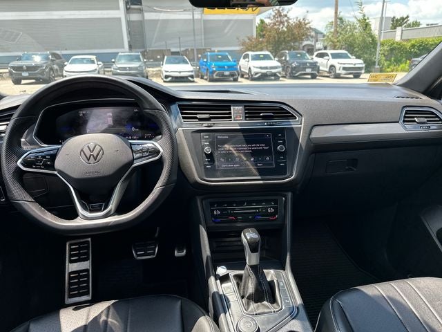 2024 Volkswagen Tiguan 2.0T SE R-Line Black