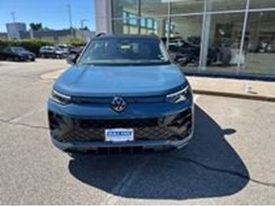 2026 Volkswagen Tiguan 2.0T SE R-Line Black