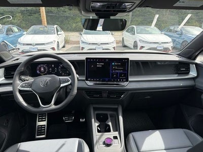 2026 Volkswagen Tiguan 2.0T SE R-Line Black