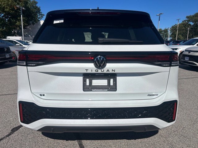 2026 Volkswagen Tiguan SE R-Line Black