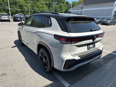 2026 Volkswagen Tiguan 2.0T SE R-Line Black