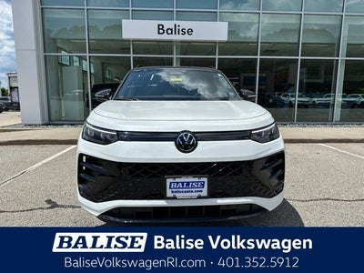 2026 Volkswagen Tiguan 2.0T SE R-Line Black