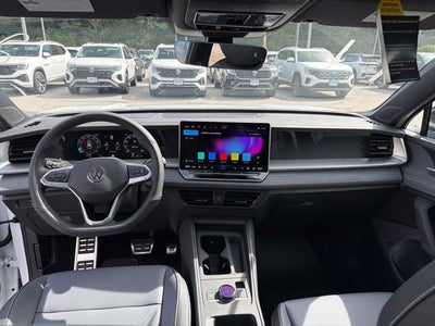 2026 Volkswagen Tiguan SE R-Line Black