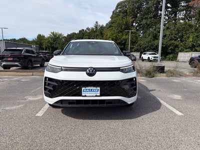 2026 Volkswagen Tiguan SE R-Line Black
