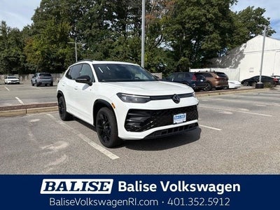 2026 Volkswagen Tiguan SE R-Line Black