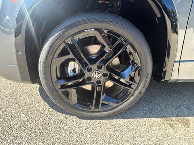 2026 Volkswagen Tiguan SE R-Line Black