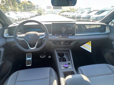 2026 Volkswagen Tiguan SE R-Line Black